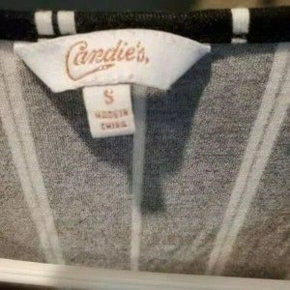 Candies Black and white Striped Blouse SIZE JUNIORS S - Picture 2 of 3